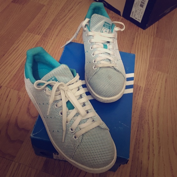 adidas Shoes - Adidas Stan Smith